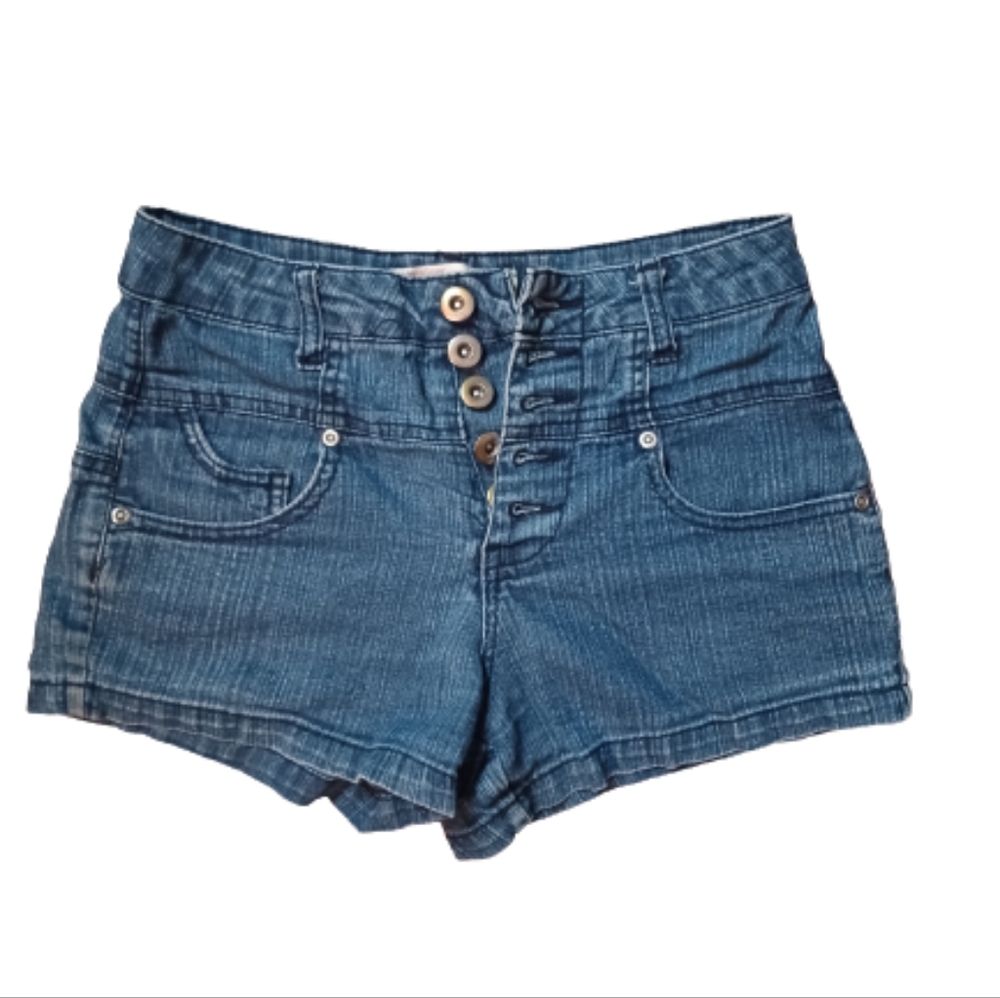 No boundaries jean shorts